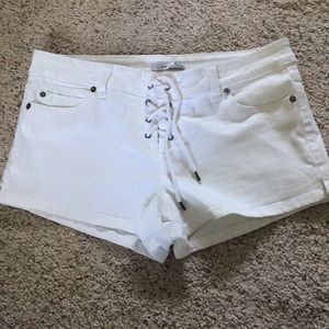 Size 28 white shorts